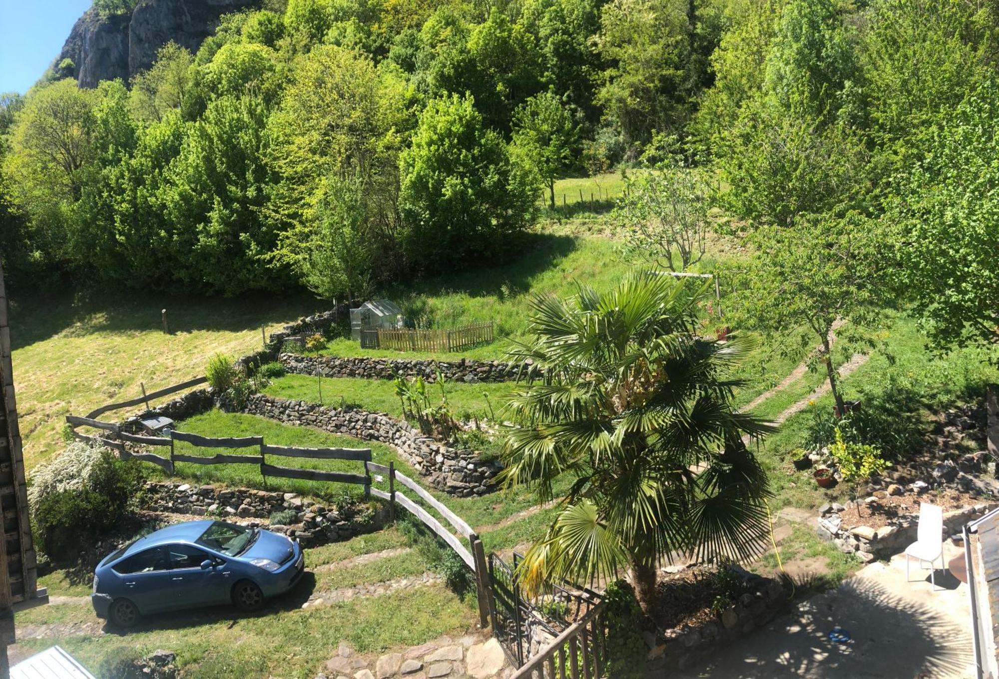 La Auarje: Appartement Avec Jardin & Terrasse Cierp Luaran gambar